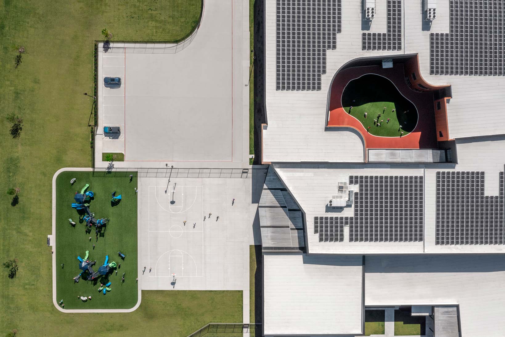 Martinez Elementary aerial showing solar panels