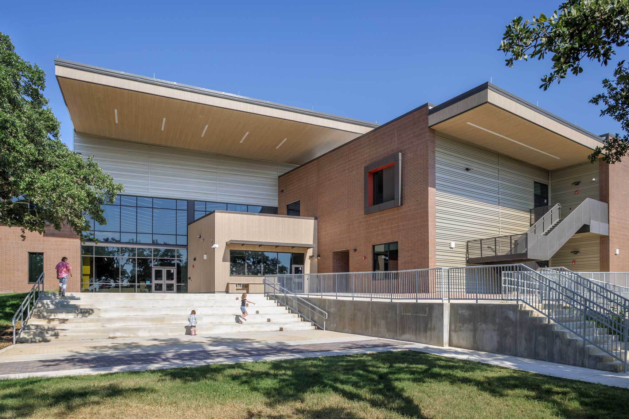 Students playin in the courtyard